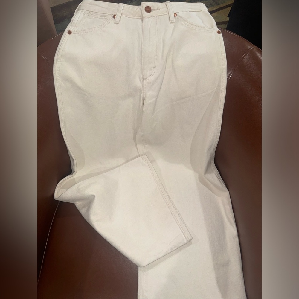 New women's Wrangler High Rise Wide Leg Jeans